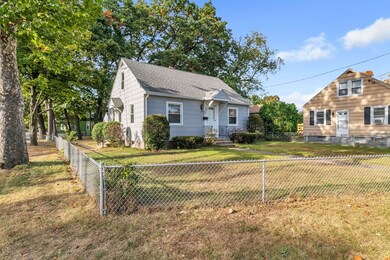 144 Lang St, Springfield, MA 01104 - photo 6