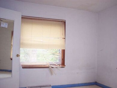 4205 Flossmoor Rd, Country Club Hills, IL 60478 - photo 6