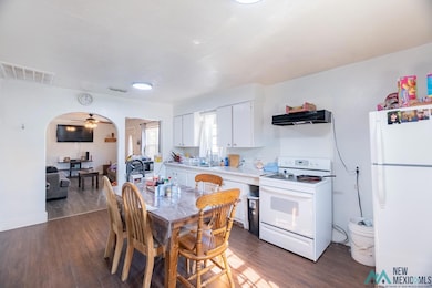 720 Maple St, Clovis, NM 88101 - photo 3