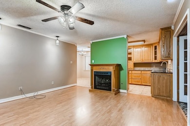 710 Vine St, Weatherford, TX 76086 - photo 5