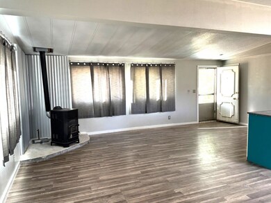 464 Bartell Rd unit 1, Big Pine, CA 93513 - photo 3