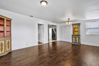 008-820NHSt-LakeWorth-FL-small