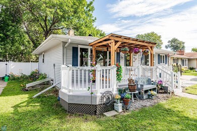 97 23rd Ave N, Fargo, ND 58102 - photo 2