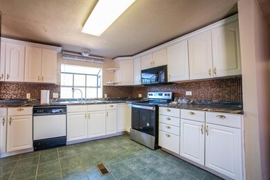 105 Angela St, Azle, TX 76020 - photo 6