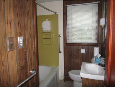 24 Elmbrook Dr, Warwick, RI 02889 - photo 6