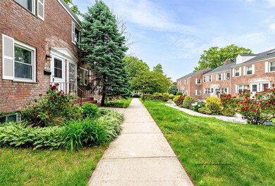 110-25 64th Rd unit 10, Forest Hills, NY 11375 - photo 3