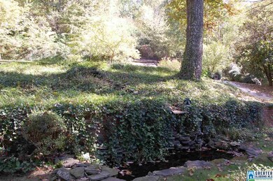 1752 Woodbine Dr, Birmingham, AL 35216 - photo 2