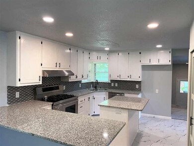 3009 Boettcher Dr, Kilgore, TX 75662 - photo 4