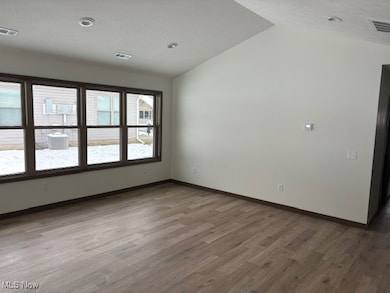 2729 Barnhill Rd SE, New Philadelphia, OH 44663 - photo 4