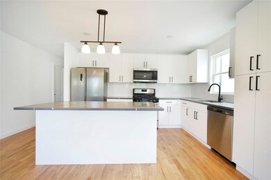 728 Seaport Dr, Elizabeth, NJ 07201 - photo 6