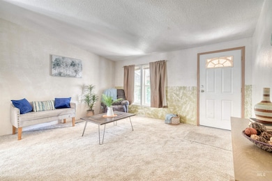 951 W Avalon St unit 8, Kuna, ID 83634 - photo 4