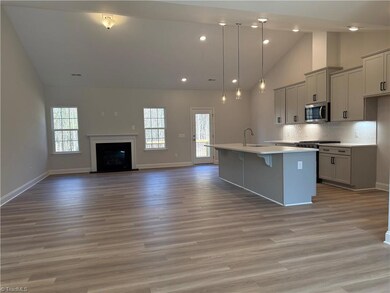 1509 Reese Ct unit 67, Burlington, NC 27217 - photo 3