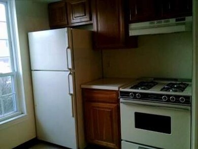 403 Windsor Dr unit 403, Framingham, MA 01701 - photo 3