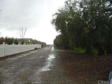 Driveway to property