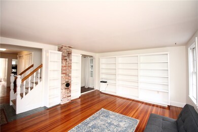7 Cozzens Ct unit 1, Newport, RI 02840 - photo 5
