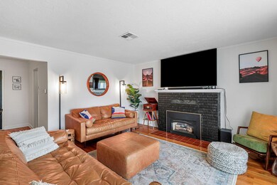 Bright Livingroom