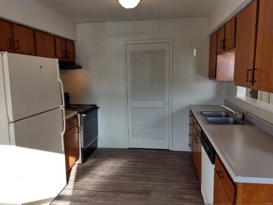 #17 Kitchen