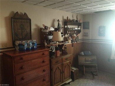 1345 Parkview Dr, Wellsville, OH 43968 - photo 5