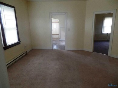 Living Room. Of the lower unit with the retails sp