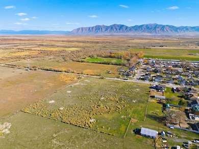 160 Booth St, Grantsville, UT 84029 - photo 5