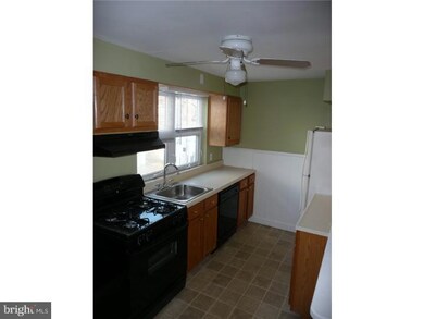 144 Carson St, Philadelphia, PA 19127 - photo 3