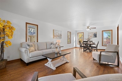 Large living room/dining room space to entertain large groups