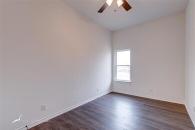 Second bedroom.