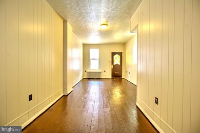 621 Moss St, Reading, PA 19604 - photo 7