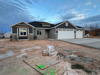 4836 N 2350 W unit 3, Cedar City, UT 84721 - photo 2