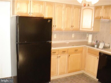 435 W 1st Ave, Runnemede, NJ 08078 - photo 4