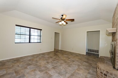12314 Twin Lakes Ln, San Angelo, TX 76904 - photo 3