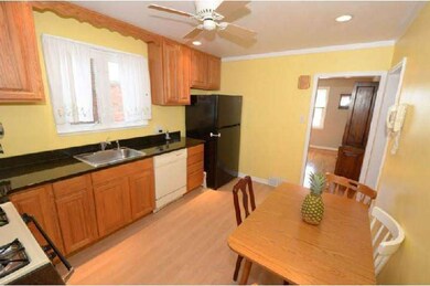 136 Walnut Hill Ln, Havertown, PA 19083 - photo 5