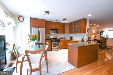 453 Nicholas Dr, Southampton, PA 18966 - photo 4