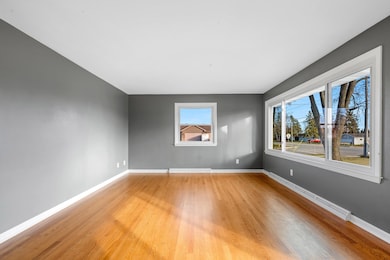 4710 W Capitol Dr, Appleton, WI 54913 - photo 3