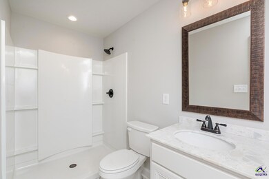 187 Red Tail Cir, Powersville, GA 31008 - photo 4