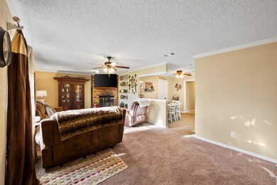 1029 Hidden Hills Dr, Corsicana, TX 75110 - photo 2