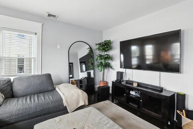 637 Broadway unit 2, Everett, MA 02149 - photo 3