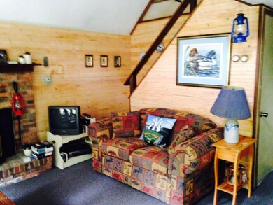 184 Spring Dr, Lehman, PA 18328 - photo 2