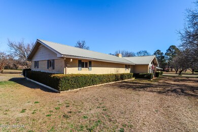 4724 Bennet - Front 6