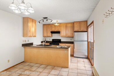 104DevonCt_HiRes_04192021002