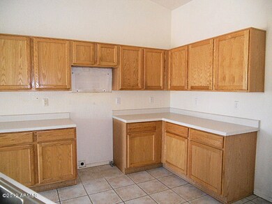 021-971640 - kitchen 3