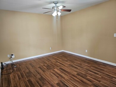 2001 E Maple Ave, Enid, OK 73701 - photo 7