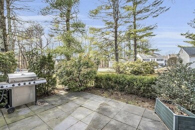 64 Jericho Rd, Weston, MA 02493 - photo 3