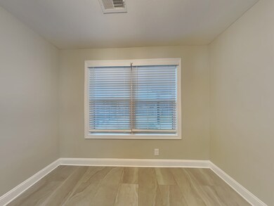 1489 Coronado Dr, Clarksville, TN 37042 - photo 4