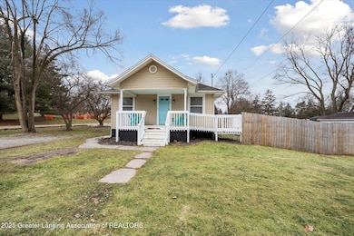 816 Orchard Glen Ave, Lansing, MI 48906 - photo 4