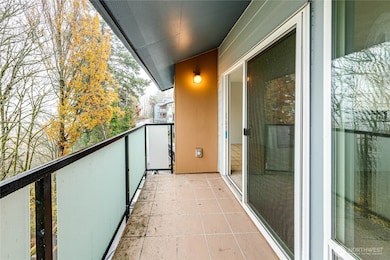 15152 65th Ave S unit 821, Tukwila, WA 98188 - photo 2