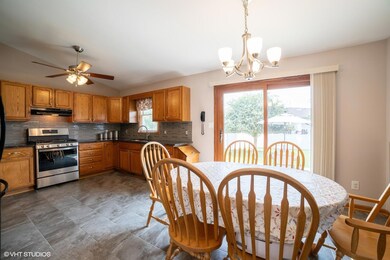 8641 Wheeler Place, Crown Point, IN 46307 - photo 4