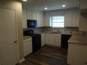 219 Mountainview Dr, Hurst, TX 76054 - photo 5