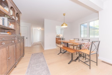 577 Glendale Cir, Ann Arbor, MI 48103 - photo 7