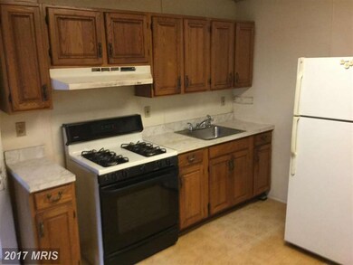 2715 Edmondson Ave, Baltimore, MD 21223 - photo 3